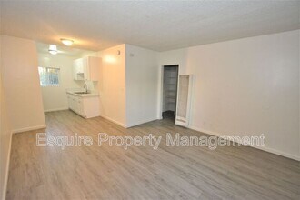 710 W Channel Islands Blvd in Oxnard, CA - Building Photo - Building Photo