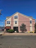 700 Black Horse Pike in Gloucester Township, NJ - Building Photo