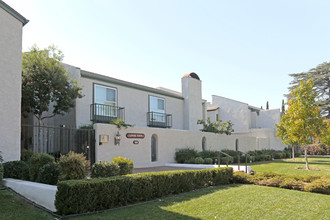 Linda Vista Apartments in Arcadia, CA - Building Photo - Building Photo