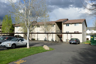 Sunshine Villages Apartments in Veradale, WA - Building Photo - Building Photo