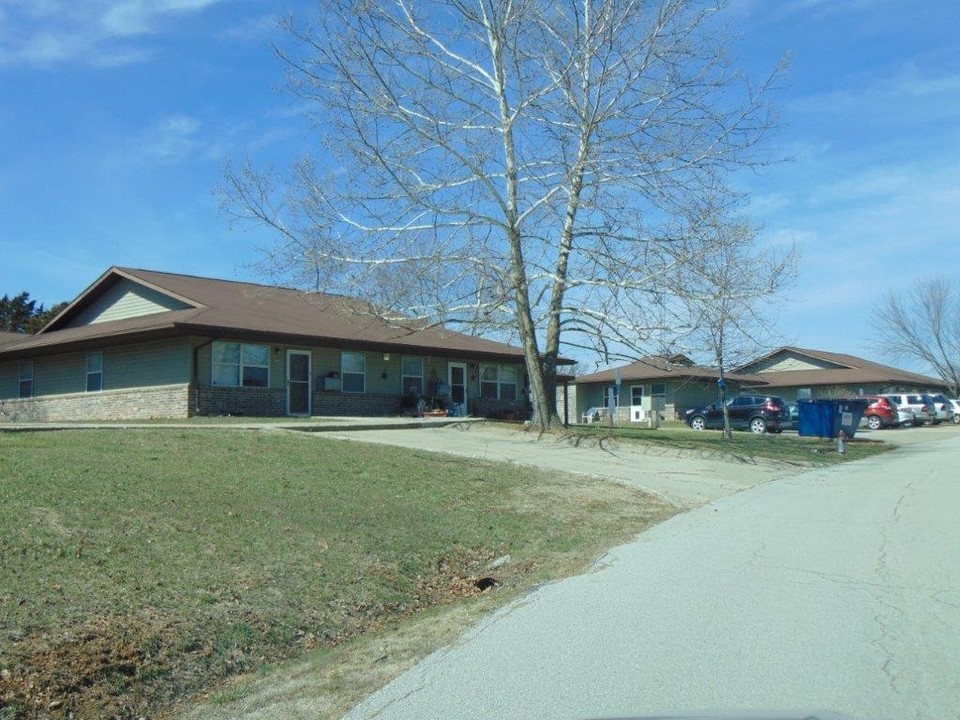 Camdenton Senior Housing Apartments in Camdenton, MO - Building Photo