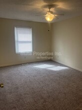 253 Woodcastle Dr in Florence, AL - Building Photo - Building Photo