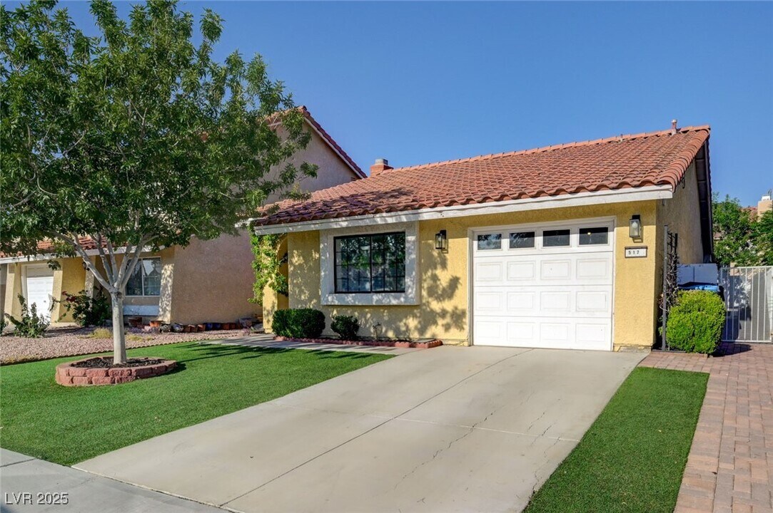 517 Prescott St in Las Vegas, NV - Building Photo