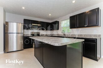 1500 Winwood Dr in Loveland, OH - Foto de edificio - Building Photo