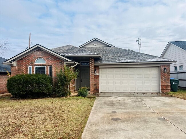 property at 2005 E View Dr