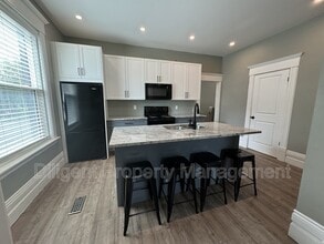 203-203 Rubidge St in Peterborough, ON - Building Photo - Building Photo