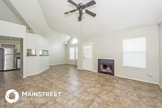 8440 Cloverglen Ln in Fort Worth, TX - Building Photo - Building Photo
