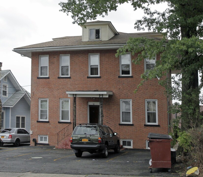 16 S Madison Ave in Spring Valley, NY - Building Photo