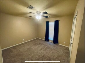 2318 Yosemite Dr in Bryan, TX - Building Photo - Building Photo