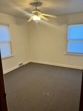 2831 W Capitol Dr, Unit 1 in Milwaukee, WI - Foto de edificio - Building Photo