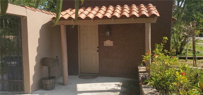 property at 2650 Lakeview Dr
