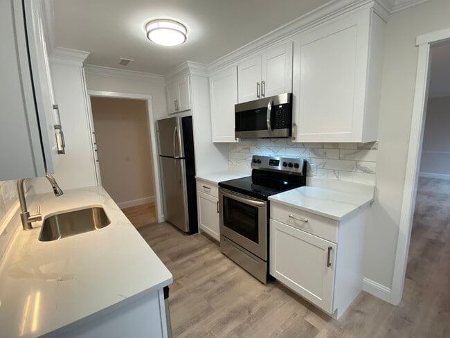 property at 90 Heritage Vlg