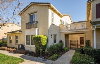 8128 Wishing Well Ln in Chino, CA - Building Photo