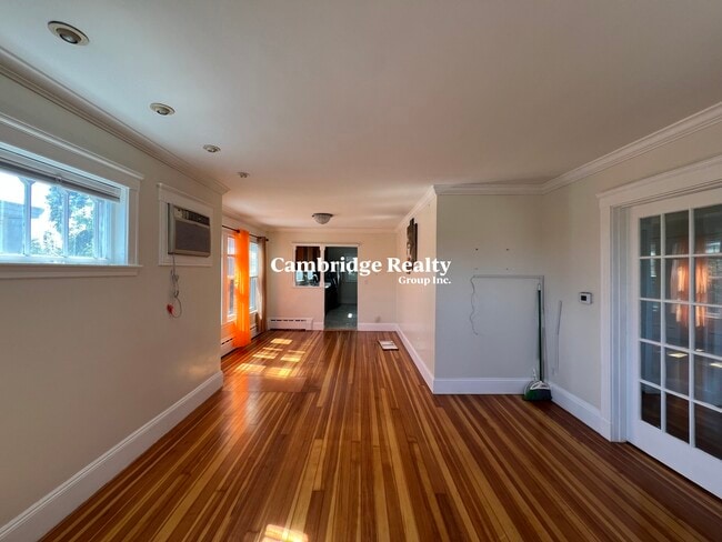 88 Fellsway E, Unit 2