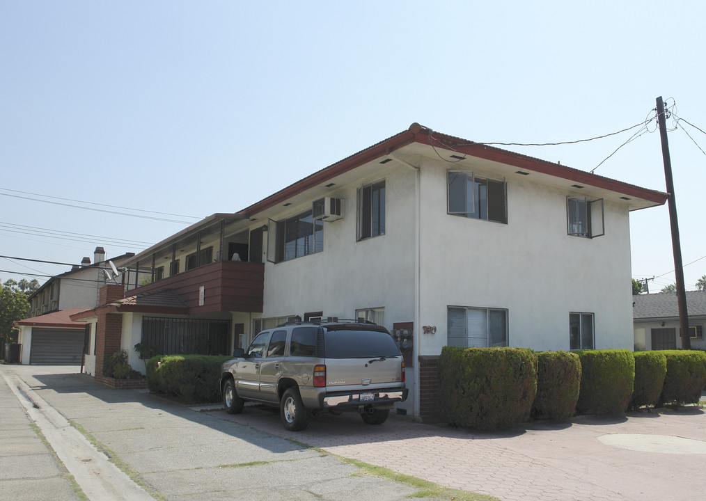 700 N Garfield Ave in Alhambra, CA - Building Photo