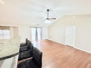 110 Sycamore Dr in Jacksonville, NC - Building Photo - Building Photo