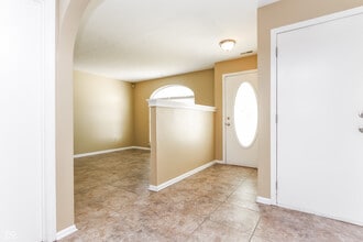 11031 Fall Dr in Indianapolis, IN - Building Photo - Building Photo