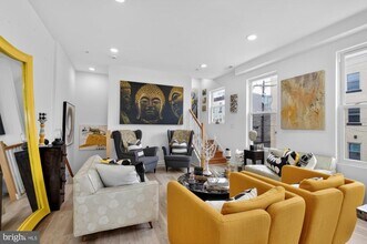 2352 W Thompson St in Philadelphia, PA - Building Photo - Building Photo