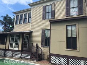 3215 Avenue O in Galveston, TX - Building Photo - Building Photo