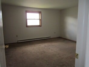 368C-D Electronics Pkwy in Salina, NY - Building Photo - Building Photo