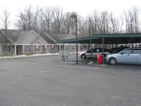 Grand Oak Tree Apartments in Grand Ledge, MI - Building Photo - Building Photo