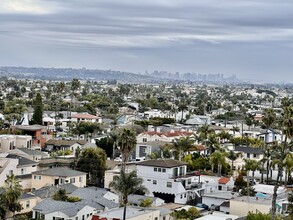 4944 Cass St, Unit 1006 in San Diego, CA - Building Photo - Building Photo