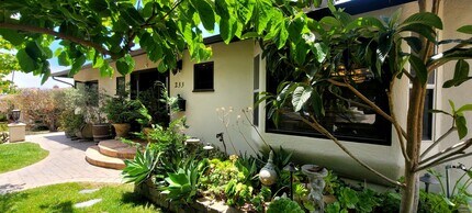 233 Agnus Dr in Ventura, CA - Building Photo - Building Photo