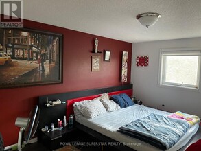 2657 Lindholm Crescent in Mississauga, ON - Building Photo - Building Photo