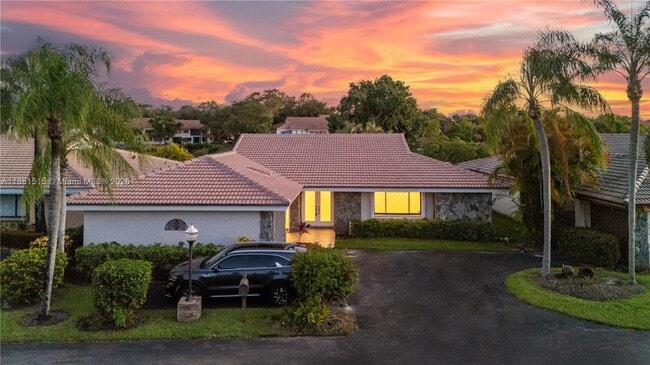 3650 N 36th Ave in Hollywood, FL - Foto de edificio - Building Photo