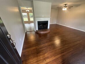 2533 Chelsea Dr in Tyler, TX - Building Photo - Building Photo