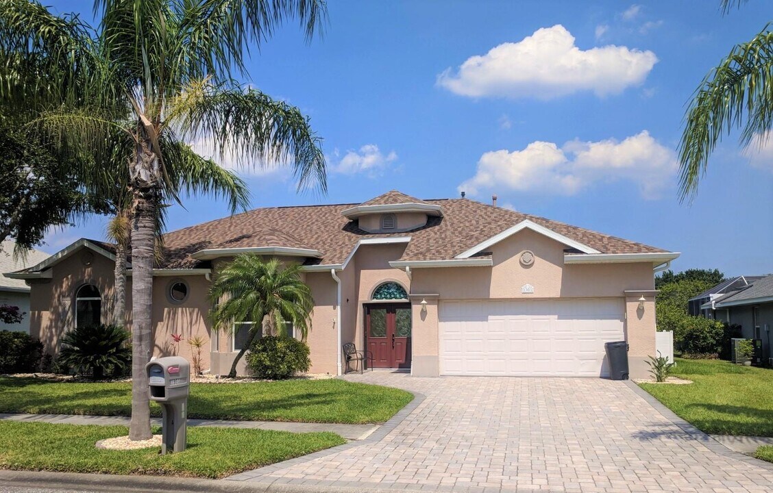 1901 Thesy Dr in Melbourne, FL - Building Photo