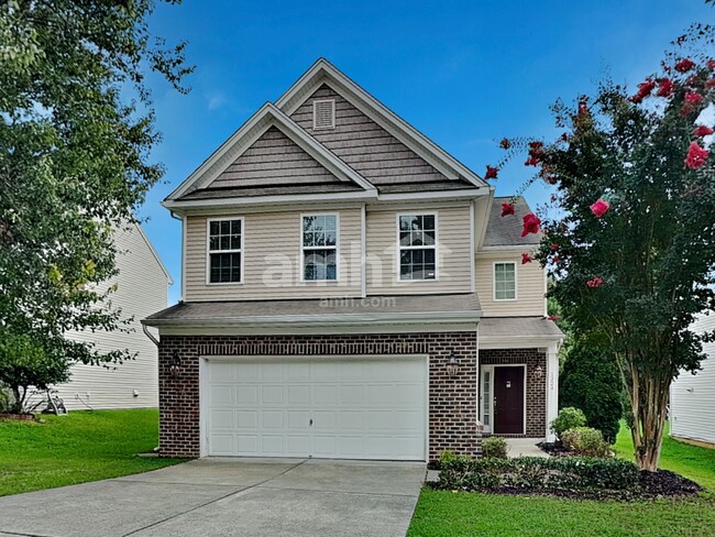 property at 1324 Lombar St
