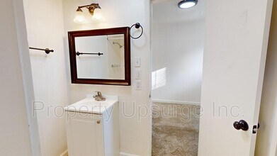 2714 Virginia Ave in Shasta Lake, CA - Building Photo - Building Photo