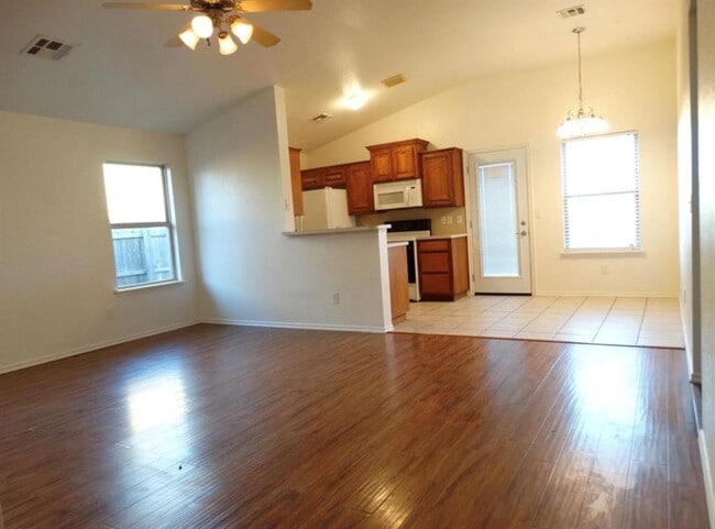 3416 Chester Terrace in Yukon, OK - Building Photo - Building Photo