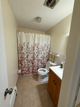 351 Pawtucket Blvd in Lowell, MA - Foto de edificio - Building Photo