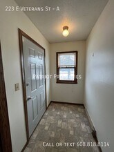223 E Veterans St, Unit A in Tomah, WI - Building Photo - Building Photo