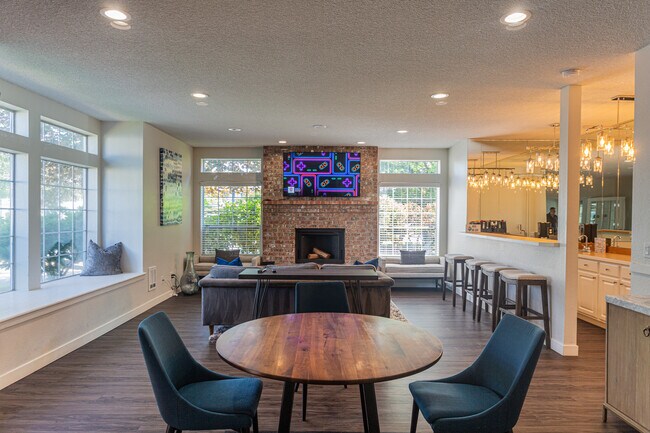 Mallard Pointe at Riverbend in Auburn, WA - Building Photo - Interior Photo