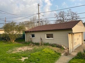 3758 E Allerton Ave in Cudahy, WI - Foto de edificio - Building Photo