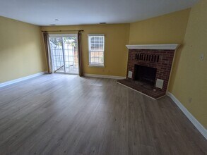 2719 New Hamlin Way in Charlotte, NC - Foto de edificio - Building Photo