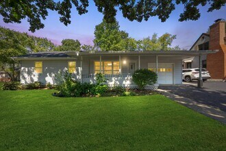 249 W Nebraska St in Frankfort, IL - Building Photo - Building Photo