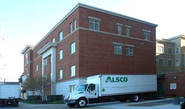 Harbor's Edge in Norfolk, VA - Building Photo - Building Photo