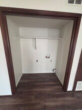 1106 N 5th St in Noble, OK - Building Photo - Building Photo