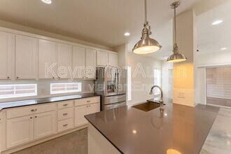 2504 E 13th St in Austin, TX - Building Photo - Building Photo