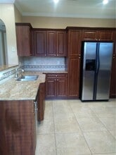 13978 NW 88th Pl in Miami Lakes, FL - Building Photo - Building Photo