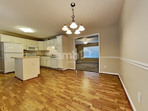 2105 Lindley Ln in Kennesaw, GA - Building Photo - Building Photo