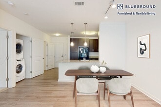 80 N Central Ave in Hempstead, NY - Building Photo - Building Photo