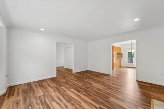 727 10th St in Snohomish, WA - Building Photo - Building Photo