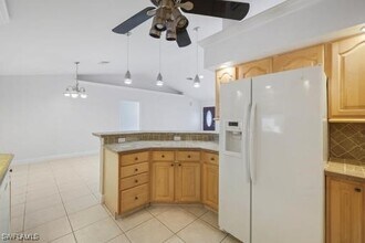 141 18th Ave NE in Naples, FL - Building Photo - Building Photo