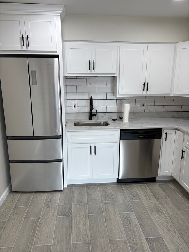 4334 Arrow Tree Dr, Unit H in St. Louis, MO - Building Photo - Building Photo