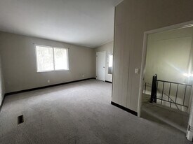 143 Bradley St in Morgantown, WV - Building Photo